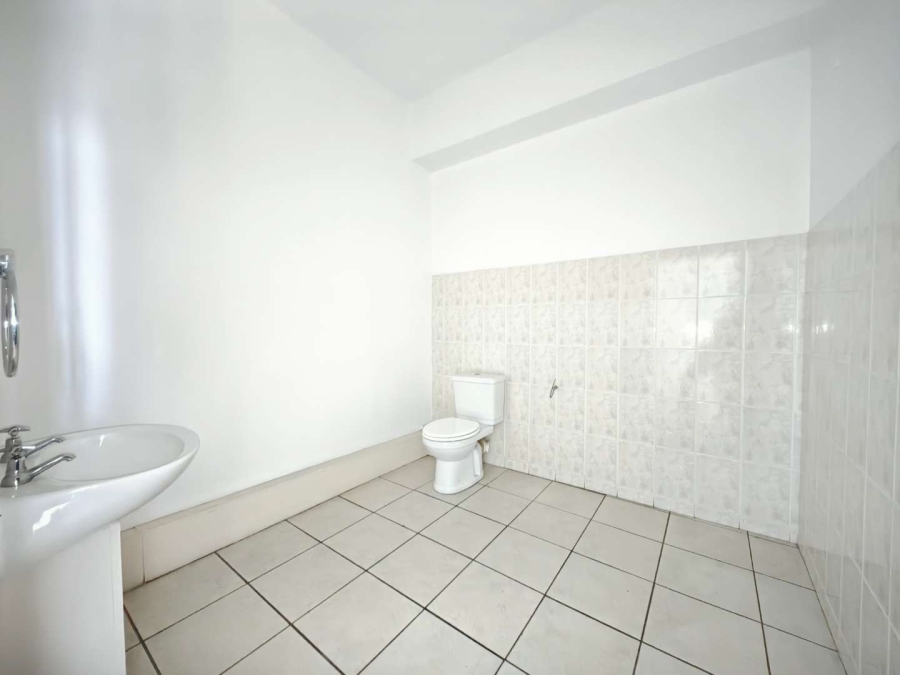 To Let commercial Property for Rent in Salt River Western Cape